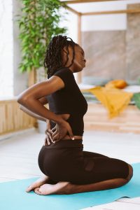 Yoga teacher Erica Rascon creates free online yoga class for back pain caused by scoliosis and uneven hips